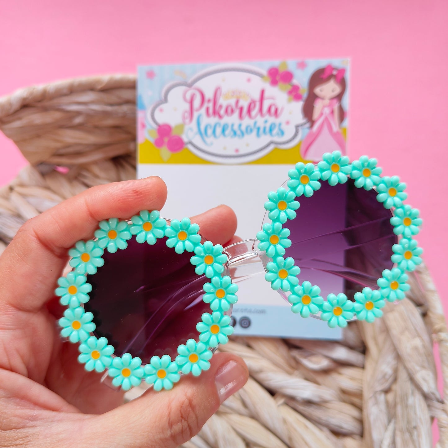 AQUA DAISY SUNGLASSES