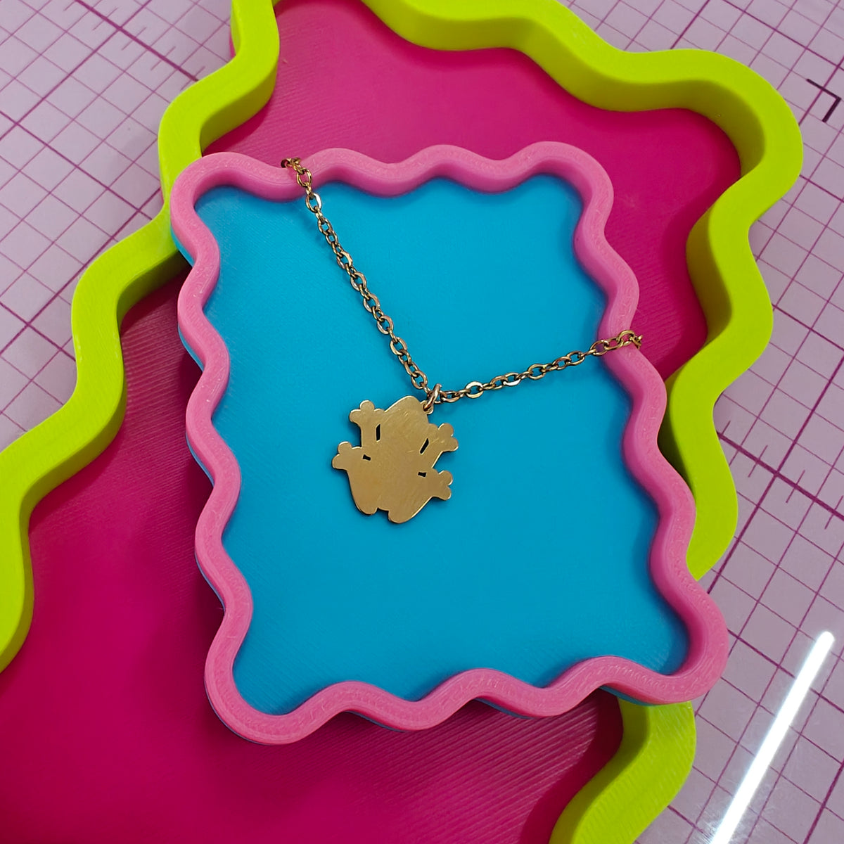 COQUÍ NECKLACE