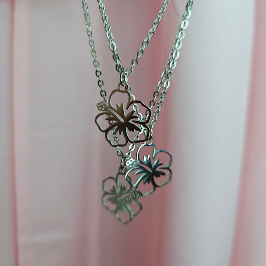 MAGA NECKLACE