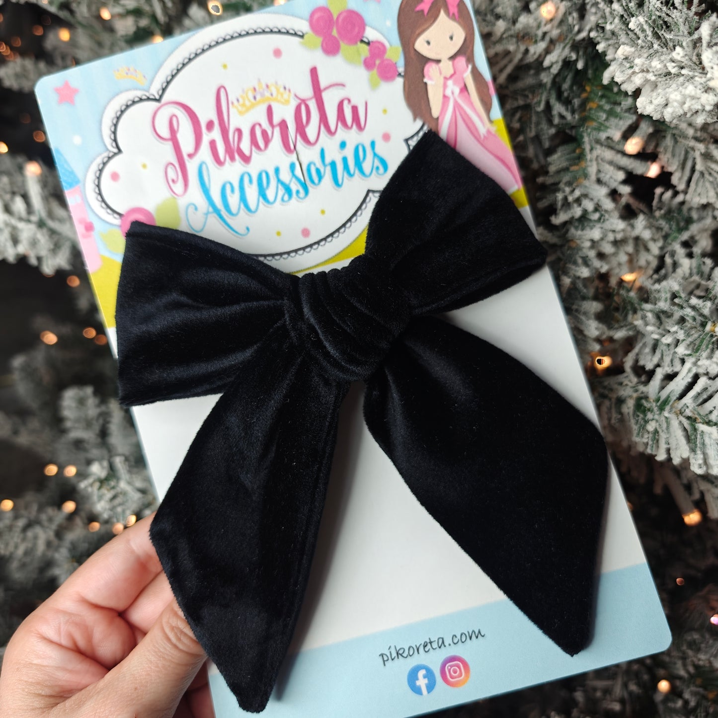 Black Velvet Bows
