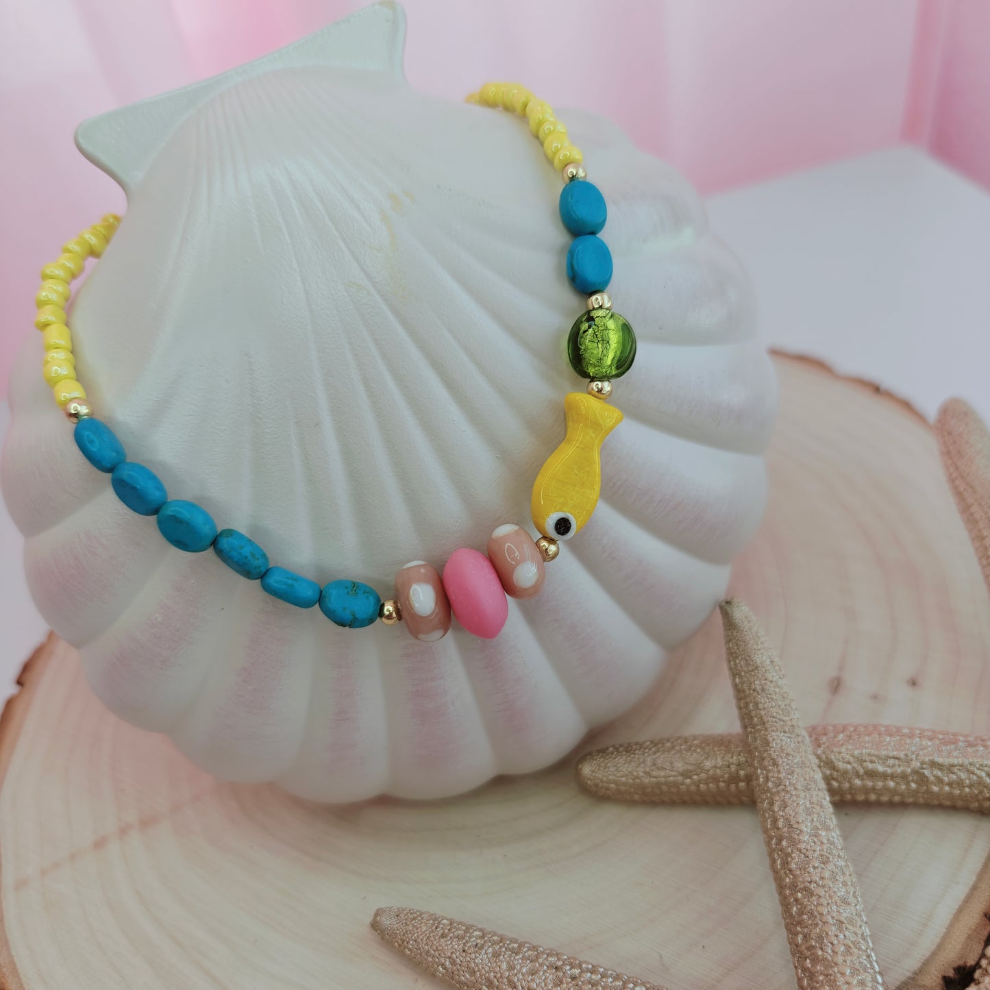 Flamenco choker