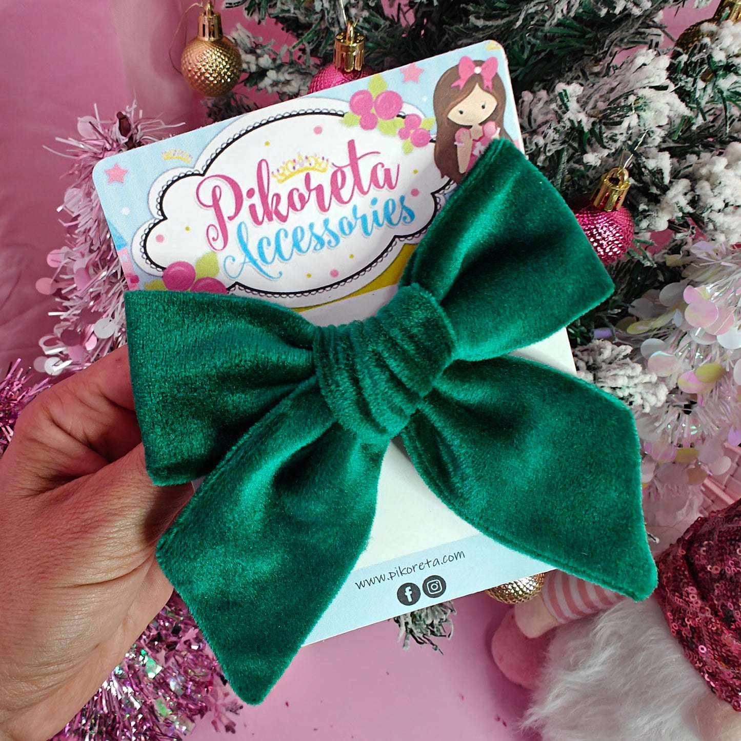 Green Velvet BoWs