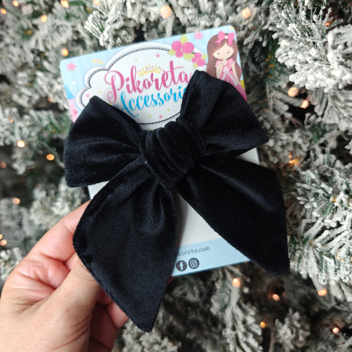 Black Velvet Bows
