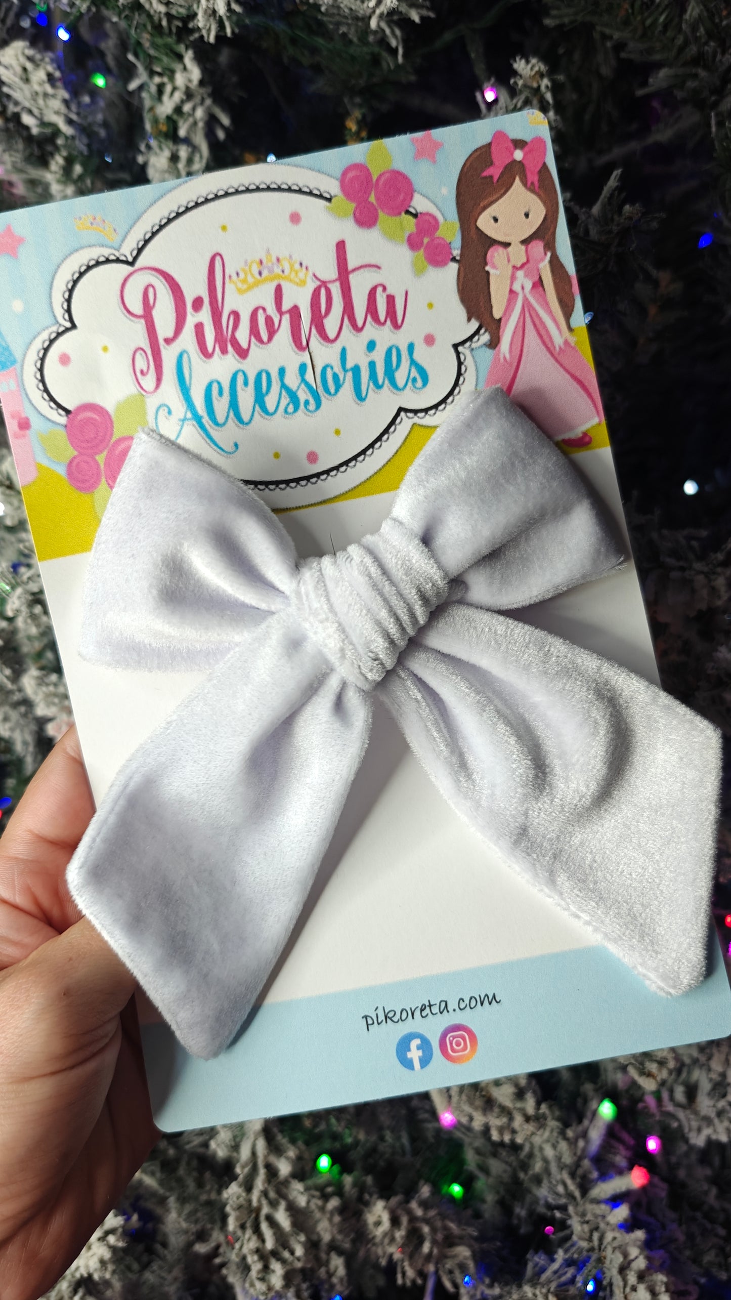 White Velvet BoWs