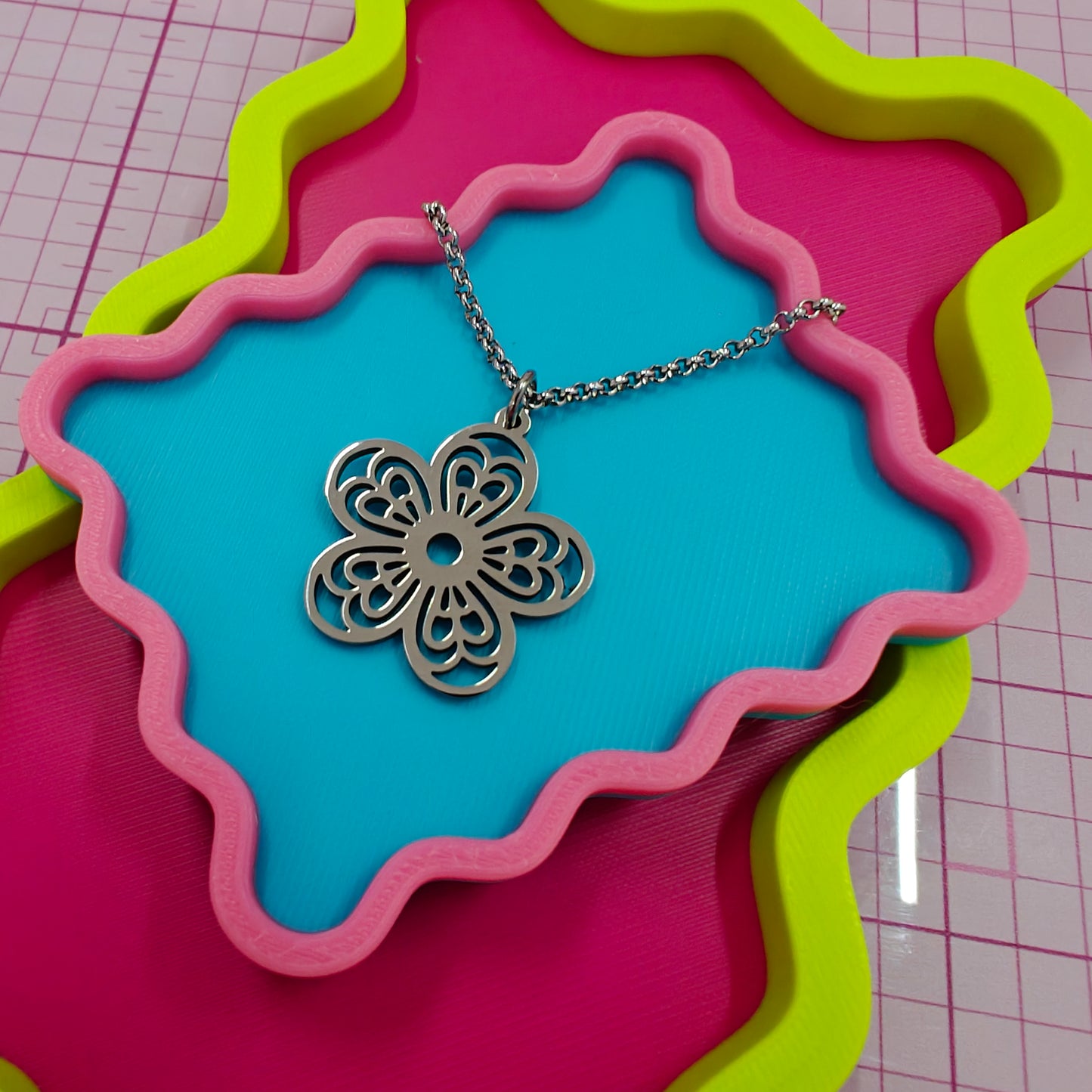 Blooming Necklace